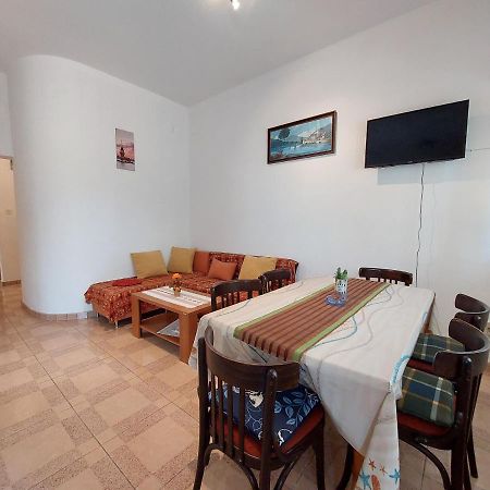 Apartment Ankica Punat Exterior photo
