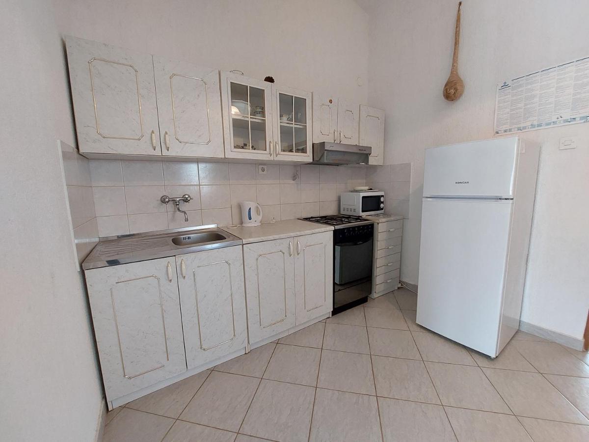 Apartment Ankica Punat Exterior photo