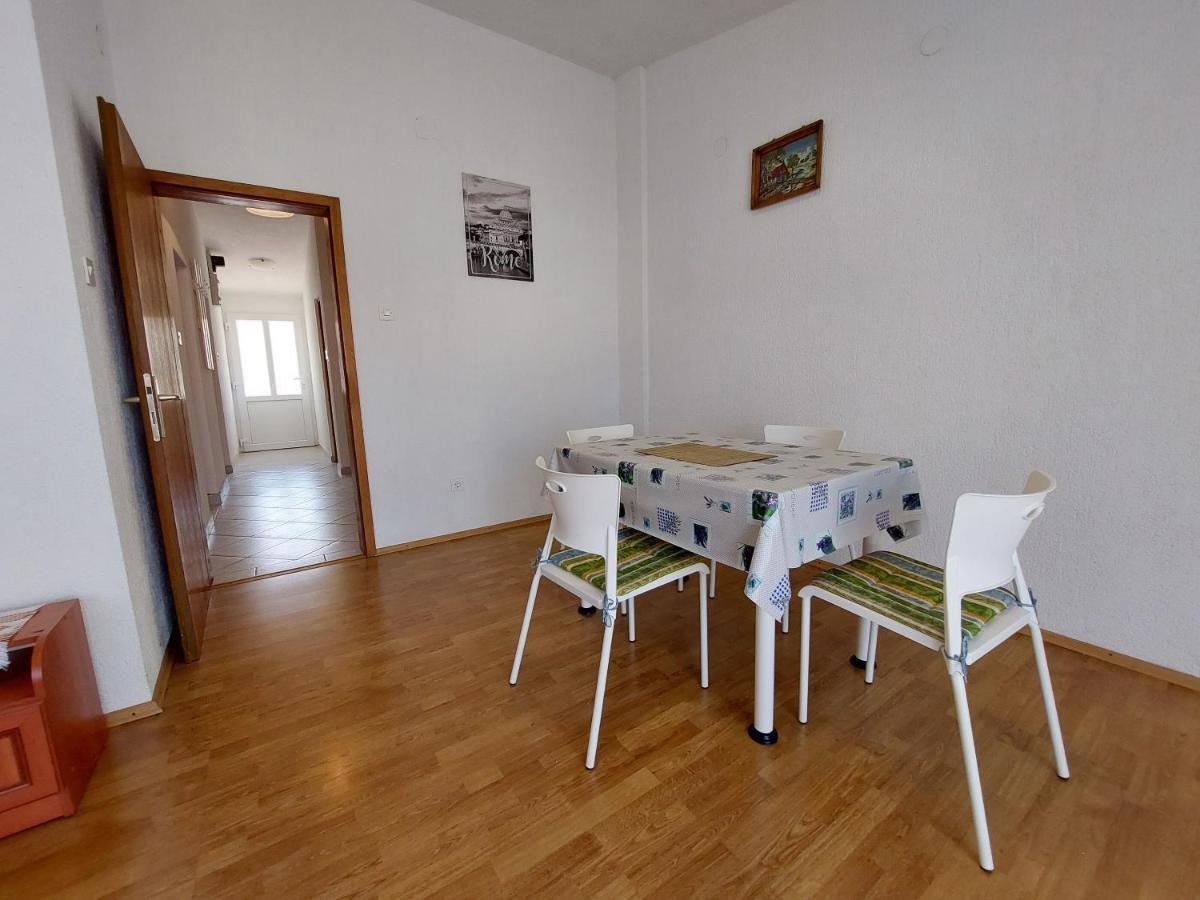 Apartment Ankica Punat Exterior photo