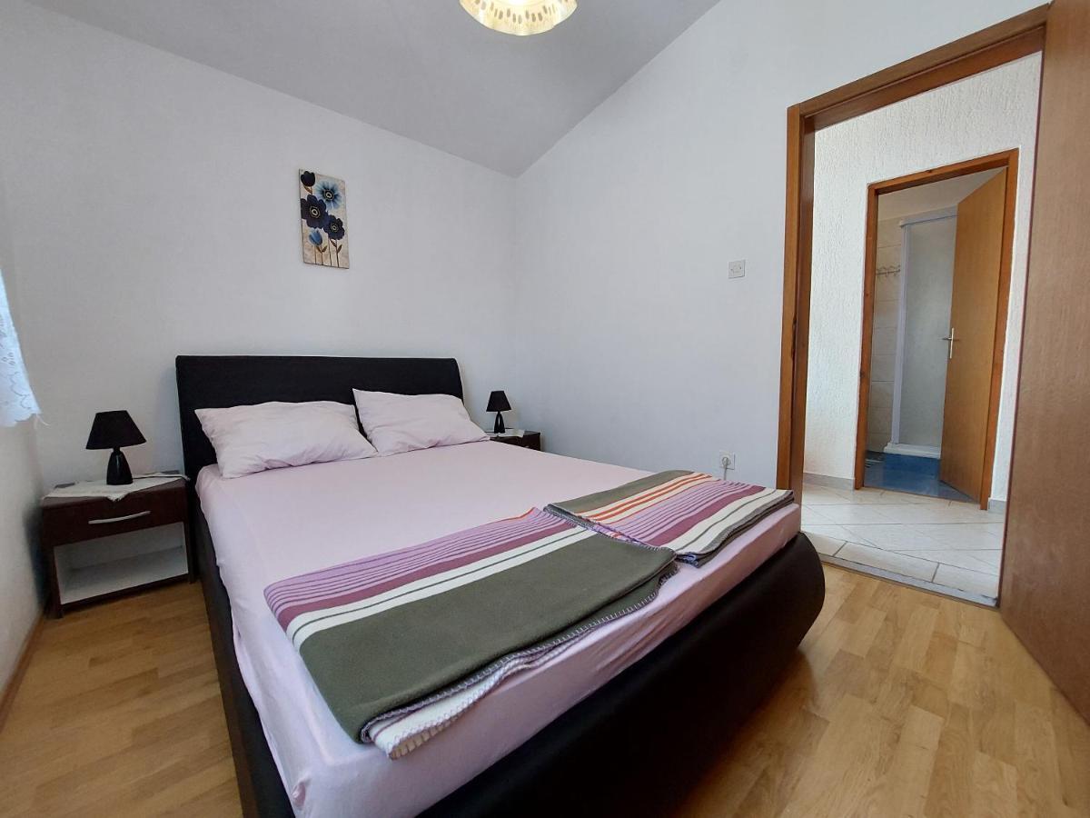 Apartment Ankica Punat Exterior photo
